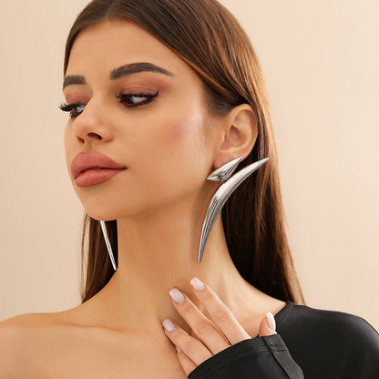 Nova Curve - Sculptural Statement Earrings