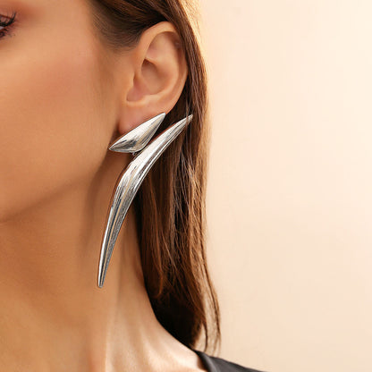Nova Curve - Sculptural Statement Earrings