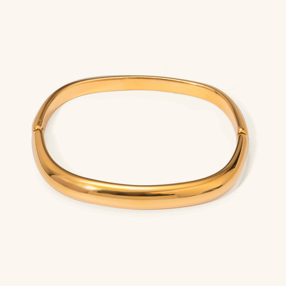 Lustrous Gold Bangle