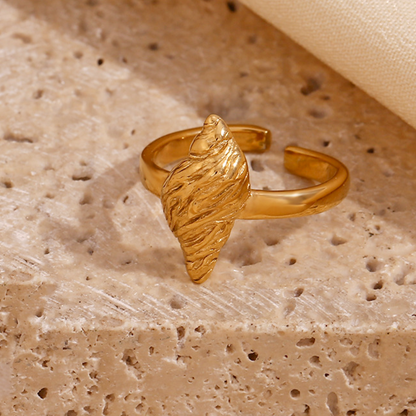 Mira Gold Wave Ring