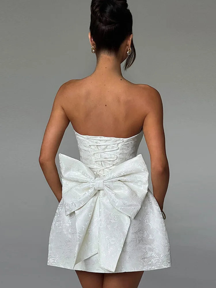 Backless Bow Sexy Mini Dress For Women Fashion Off-shoulder Strapless Sleeveless Bodycon Club Party Dress Elegant