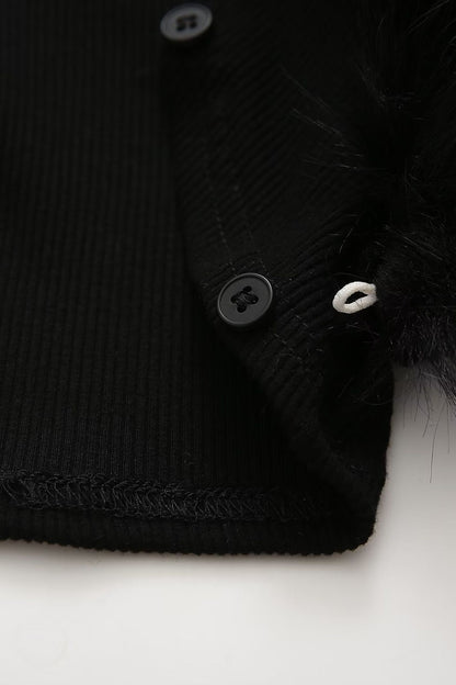 Conjunto de dos piezas de blusa y corsé de piel sintética recortada de Apphia 