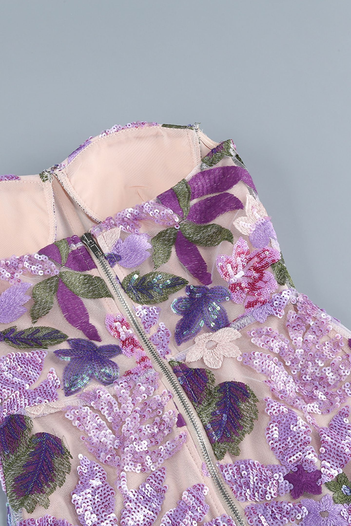 Vestido largo sin tirantes con bordado floral Aurora 