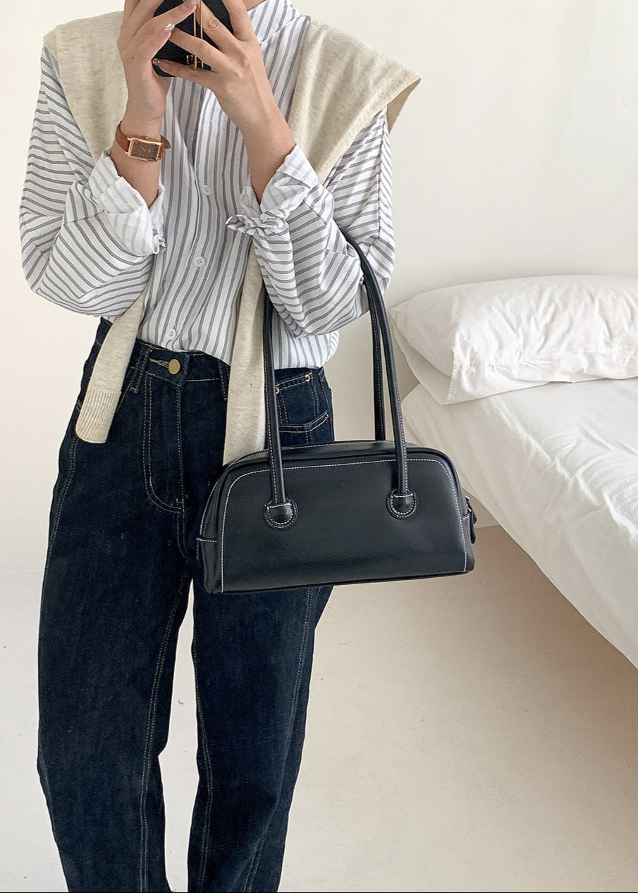 StructuRed Mini Shoulder Bag – Timeless Compact Handbag