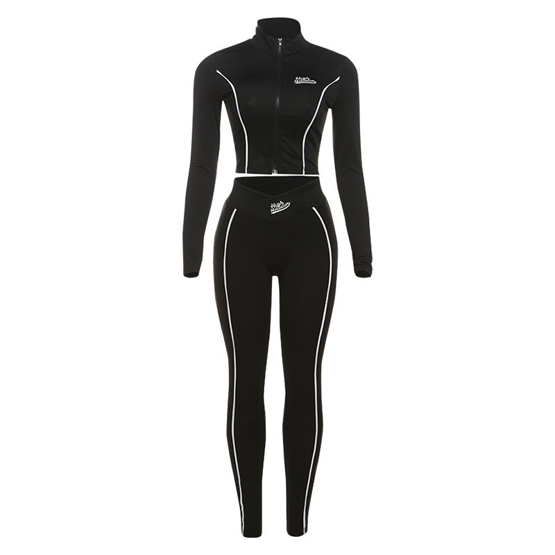 Conjunto de top y pantalones ajustados de manga larga con cuello halter y estampado de leopardo para mujer