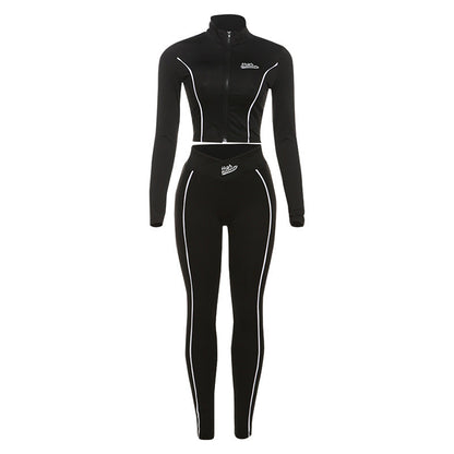 Conjunto de top y pantalones ajustados de manga larga con cuello halter y estampado de leopardo para mujer