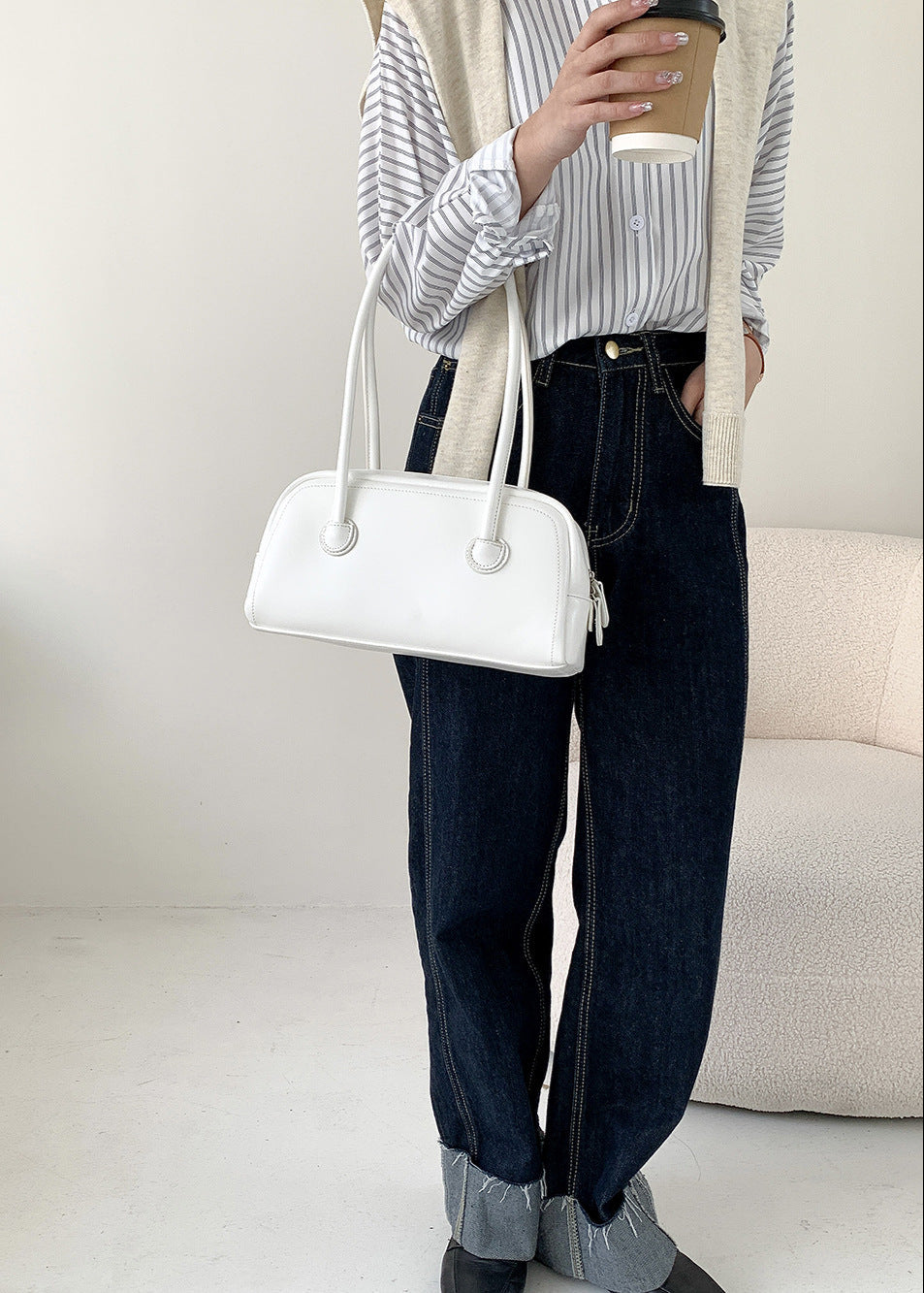 StructuRed Mini Shoulder Bag – Timeless Compact Handbag