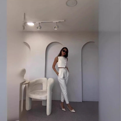 Conjunto de dos piezas formado por chaleco sin mangas y pantalón corto de cintura alta para mujer, primavera y verano