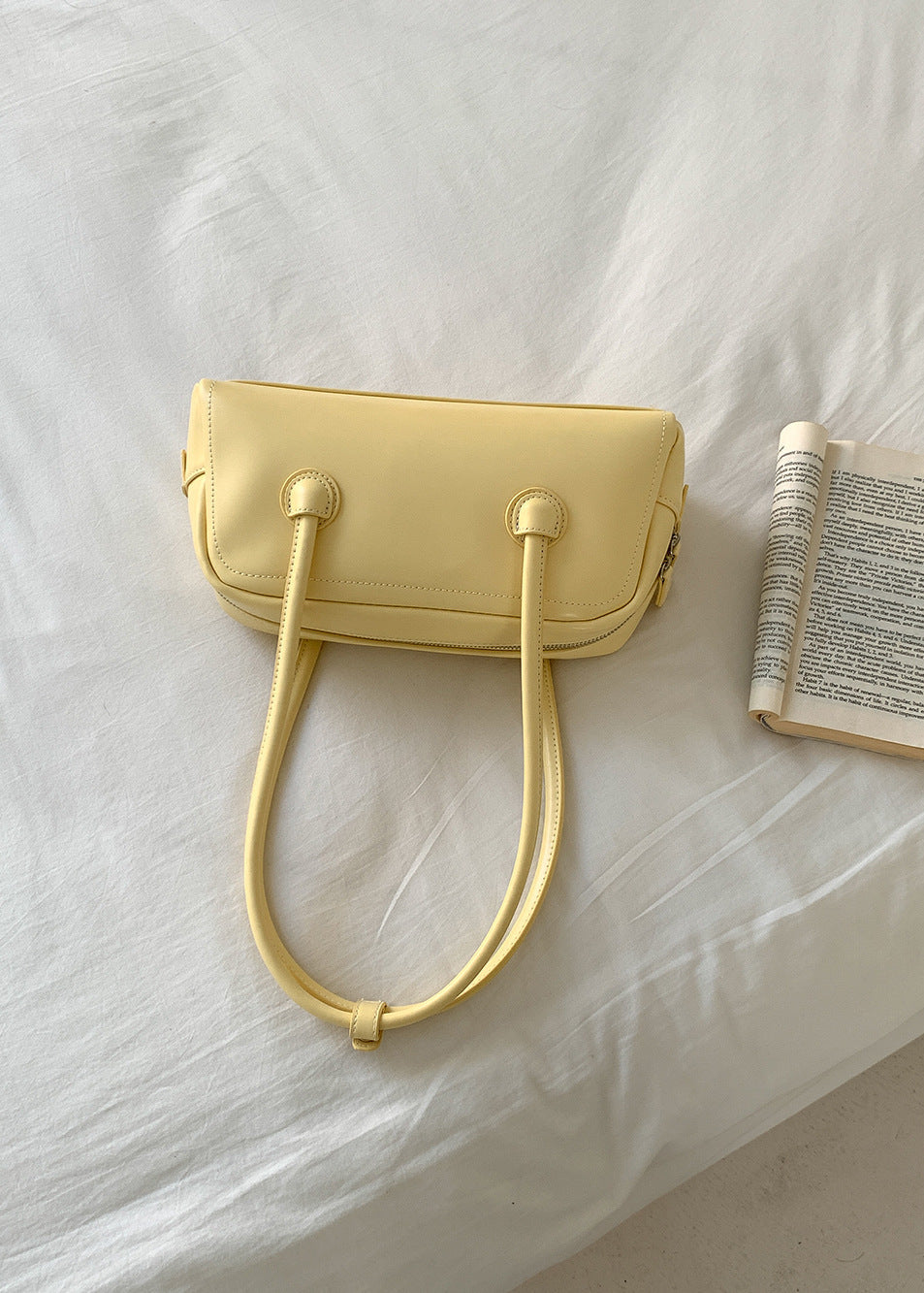 StructuRed Mini Shoulder Bag – Timeless Compact Handbag