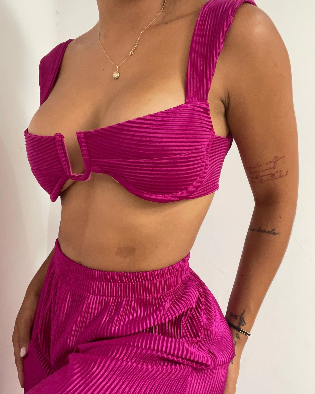 Traje de dos piezas para mujer, primavera y verano, con tirantes finos, espalda descubierta, informal, con pantalones rectos