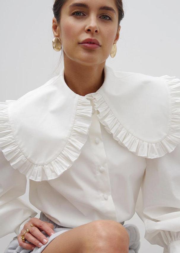Victorian Elegance Ruffled Collar Blouse