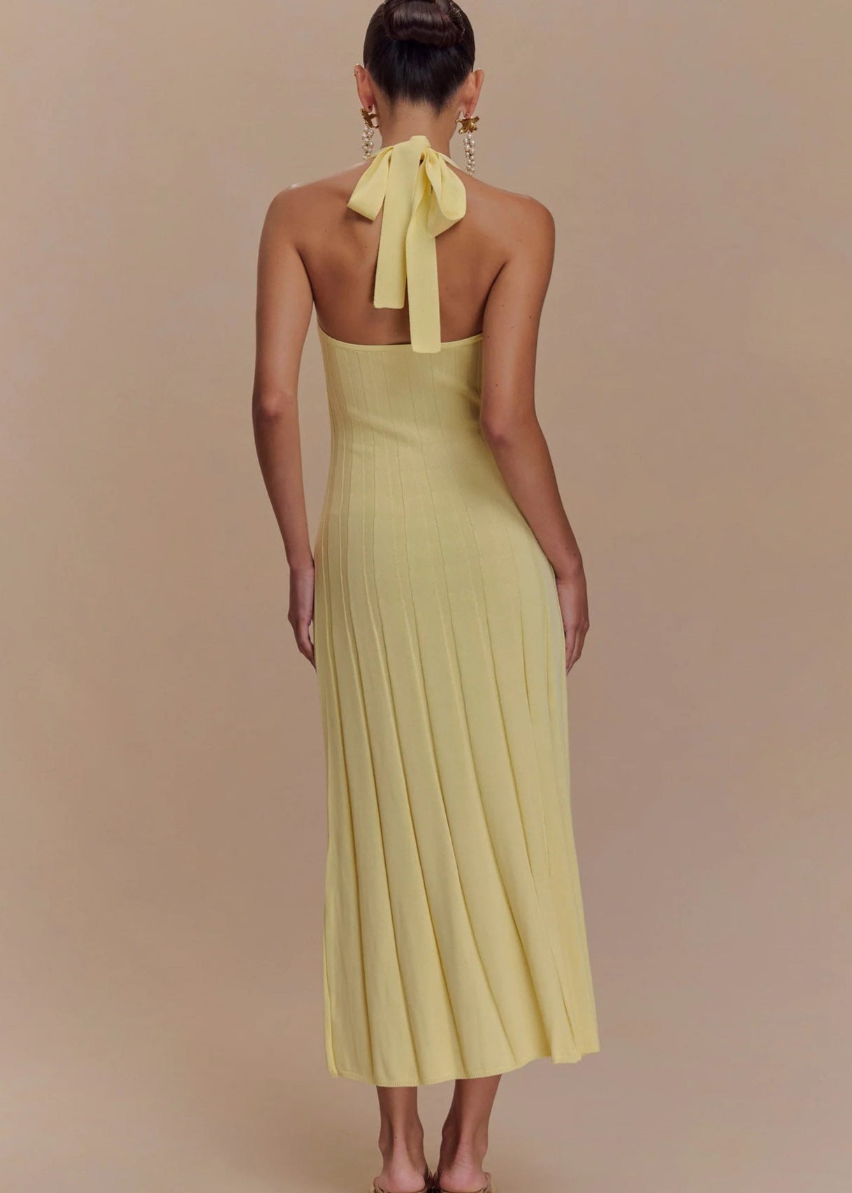 Liora – Halter Tie-Back Knit Midi Dress