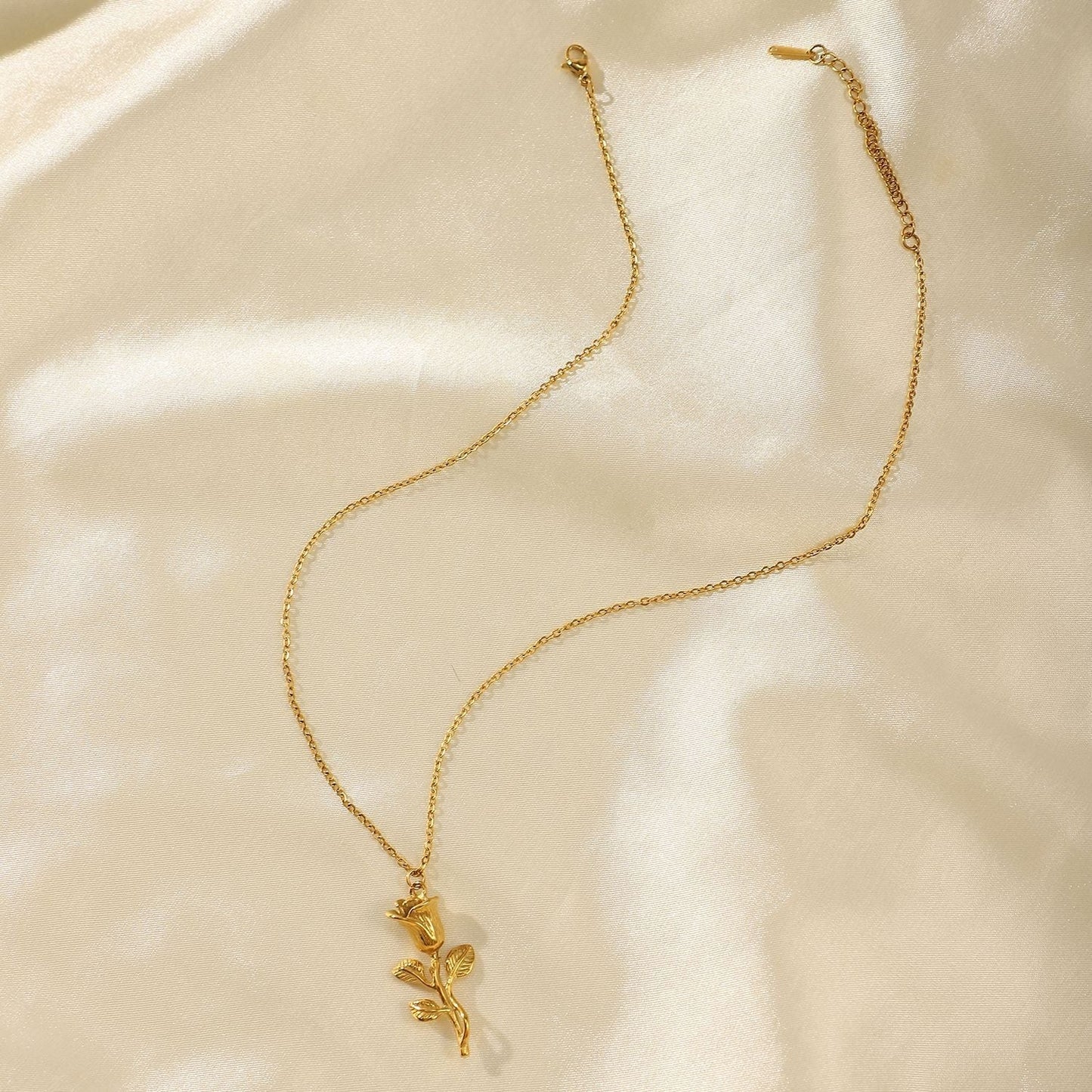 Rosella Gold Rose Necklace