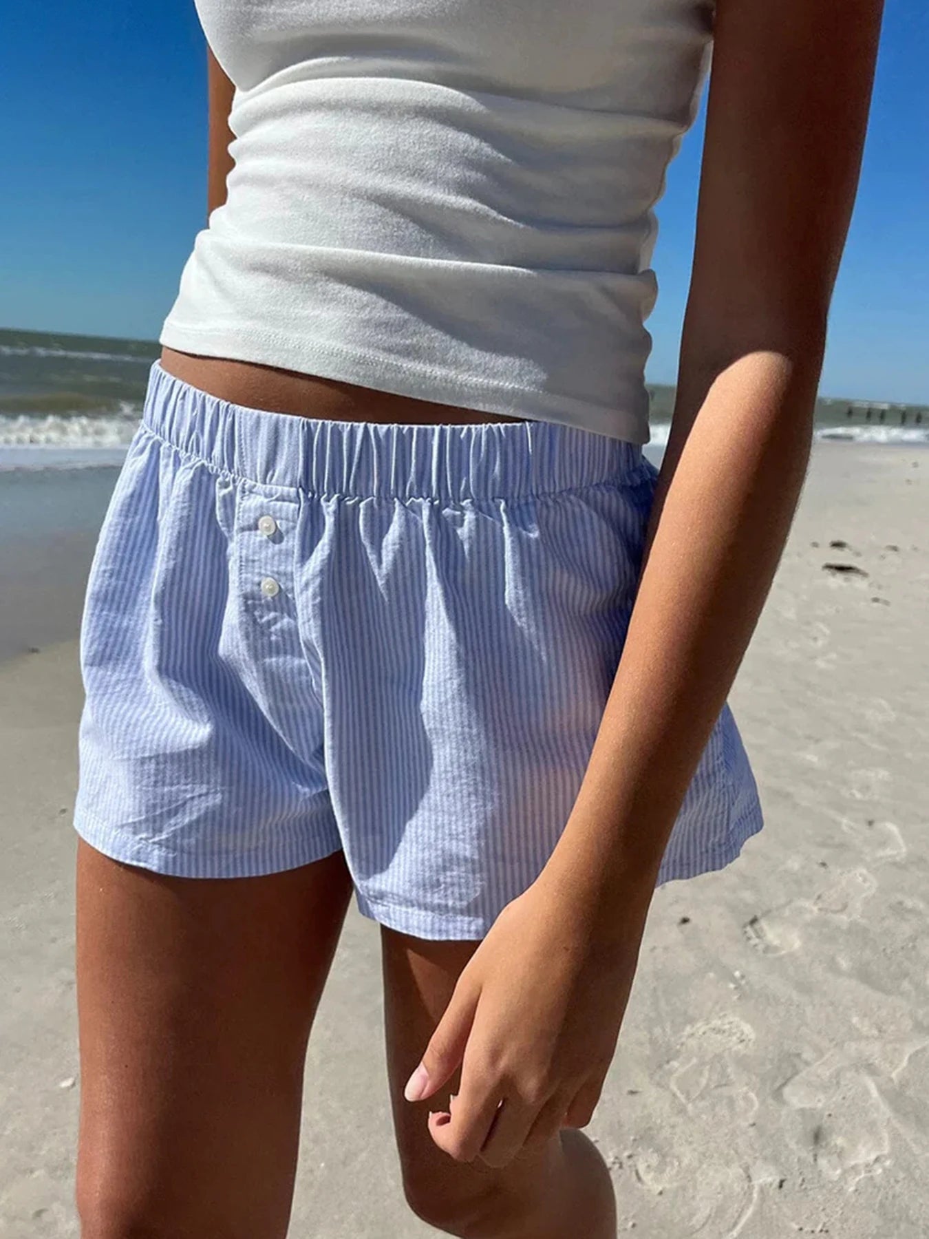 Casual Loose Stripe Button Details Summer Shorts Women Vacation Beach Outfits