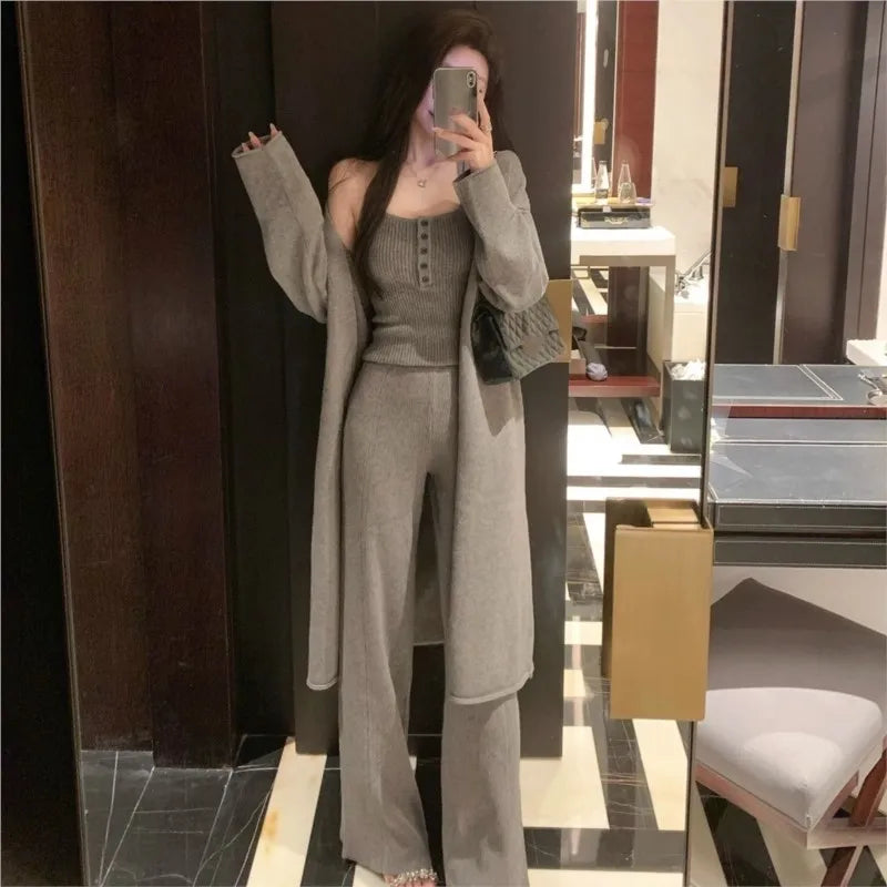 Conjunto de 3 piezas de punto para mujer, chaleco con cuello halter, cárdigan largo, pantalones largos, ropa informal lisa de moda coreana, otoño e invierno, nuevo