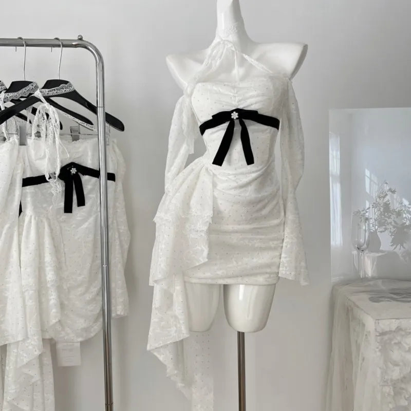 Minivestido ajustado de encaje Y2K para mujer, cuello alto, manga acampanada, corte A, para fiesta de cumpleaños, vestido de cola corta, moda coreana.