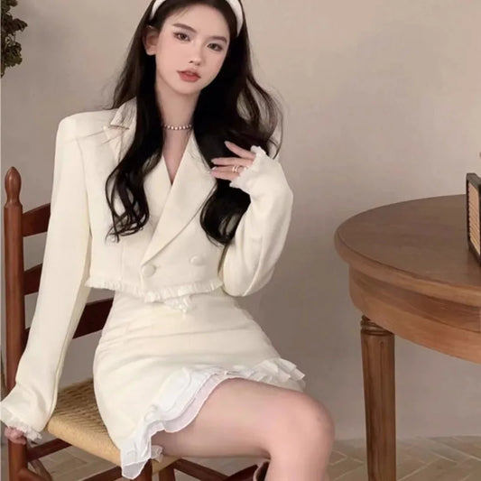 Conjunto de falda de dos piezas de lujo para mujer, chaqueta corta con solapa y volantes, minifalda ajustada de retazos, moda coreana, otoño