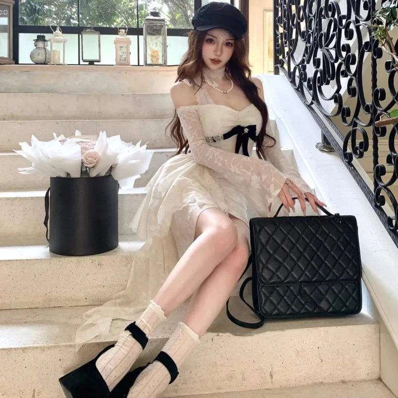 Minivestidos de encaje Y2K para mujer, cuello alto, mangas acampanadas, corte A, volantes, fiesta de cumpleaños, vestido de cola corta, moda coreana.