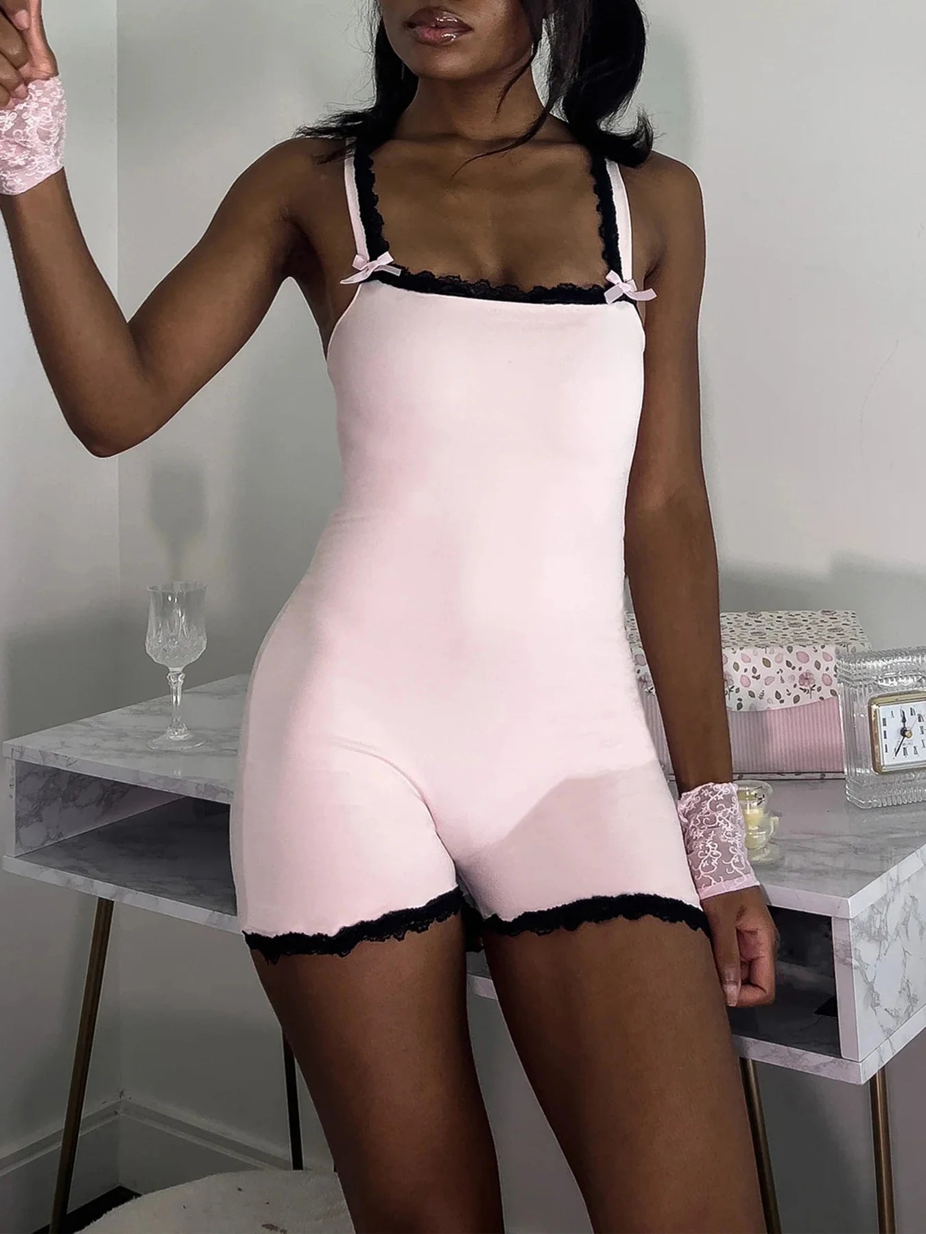 Monos ajustados y sexys con cuello cuadrado y parches de encaje en contraste para mujer, ropa bonita y estilo Y2K