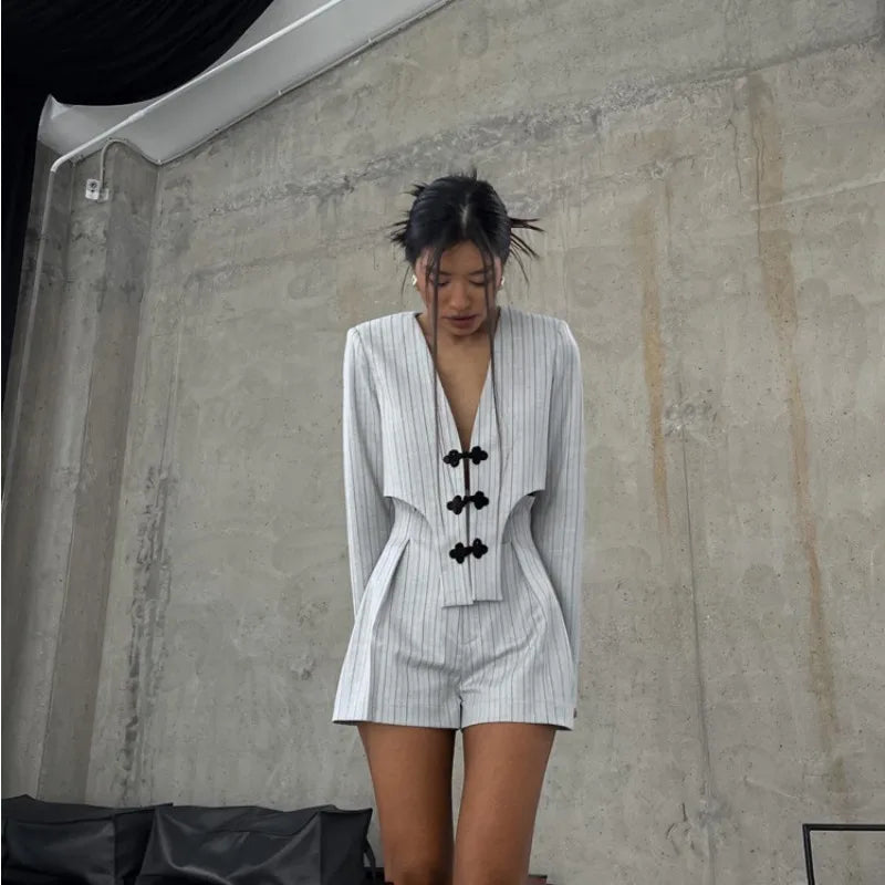 Designer Women’s Striped Set Casual Oversized Blazer Two Pieces Set For Women Pullover Long Sleeve Shirt Tops And Shorts