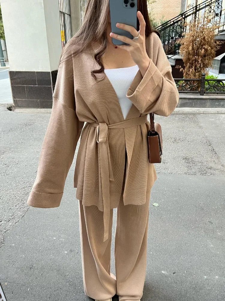 Conjunto de 3 piezas de punto de otoño para mujer, chaleco con cordones, prendas de vestir exteriores, pantalones anchos, conjuntos casuales lisos con pliegues para mujer.