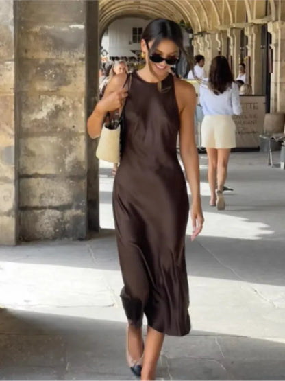 Vestido midi elegante de satén sin mangas para mujer, de moda, de color liso, con cuello redondo, ajustado, para fiesta callejera, 2025