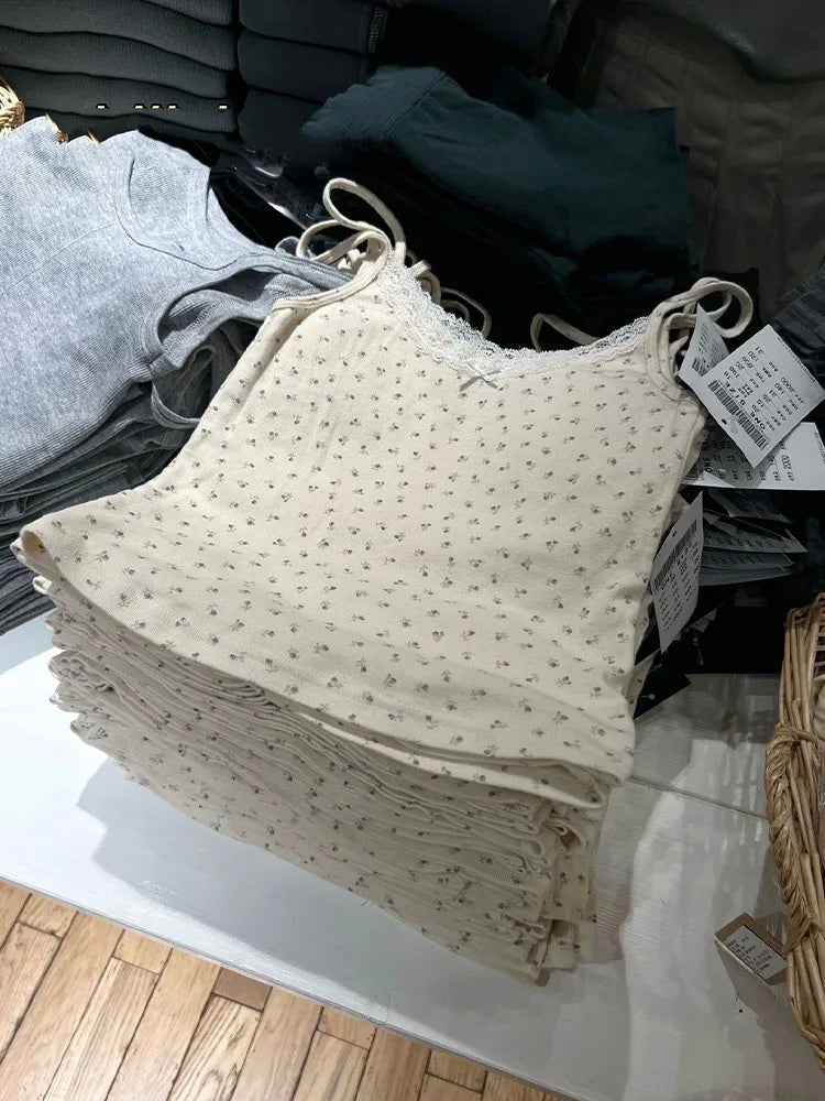 Y2K Sweet Girl - Top sin mangas de encaje de algodón tejido 2025, nueva moda de verano para mujer, camiseta ajustada, tops casuales elegantes y sexys para mujer