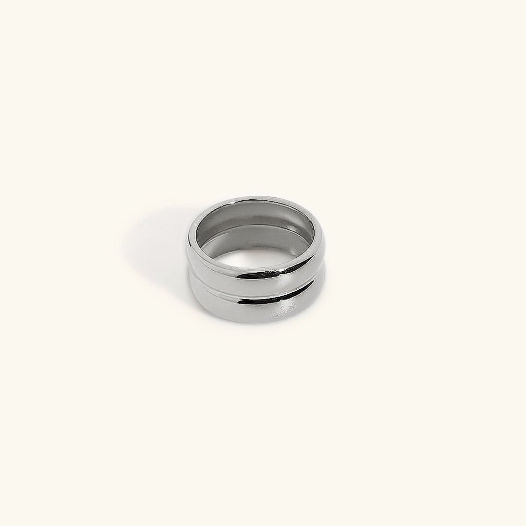 Zele Dual-Tone Band Ring