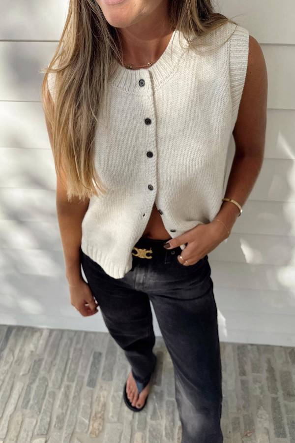 Casual Street Solid Color Buckle O Neck Tops
