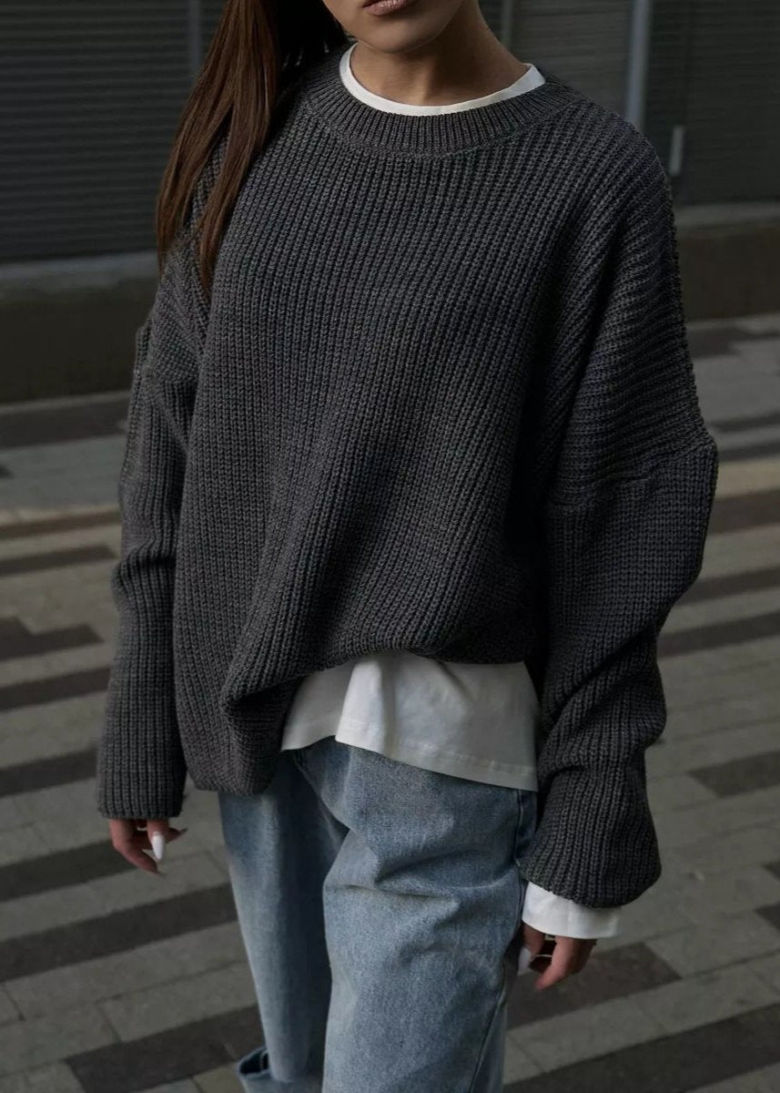 Effortlessly Chic - Women's Round Neck Loose Sweater