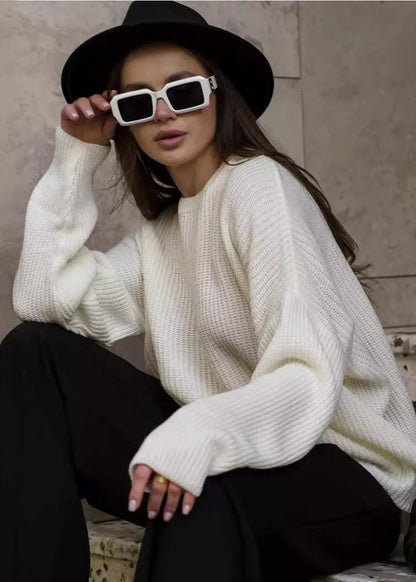 Effortlessly Chic - Women's Round Neck Loose Sweater