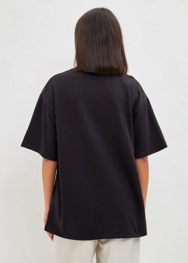 Divine Touch Graphic Tee - Black Oversized Cotton T-Shirt