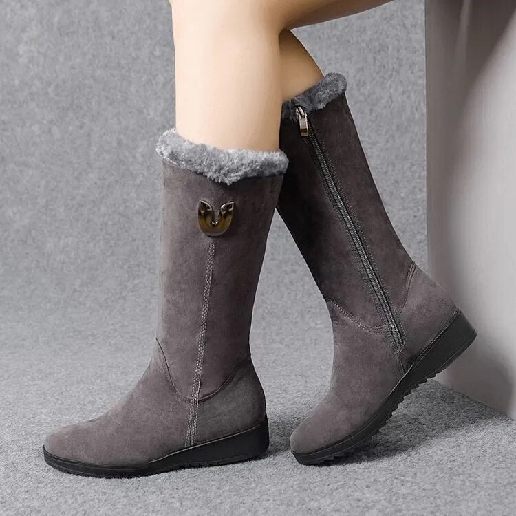 Elegant Flat Suede Boots with Zipper and for Women | Great for Casual Days