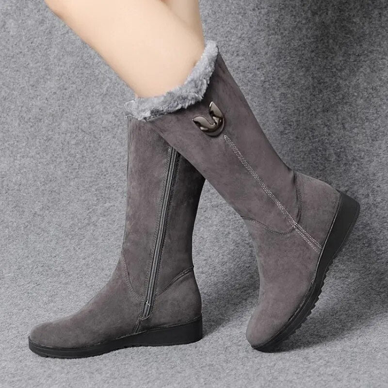 Elegant Flat Suede Boots with Zipper and for Women | Great for Casual Days
