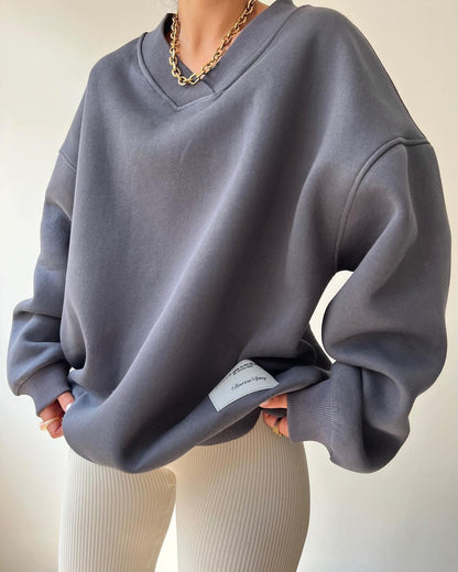 Monterra - V-Neck Oversized Sweatshirt