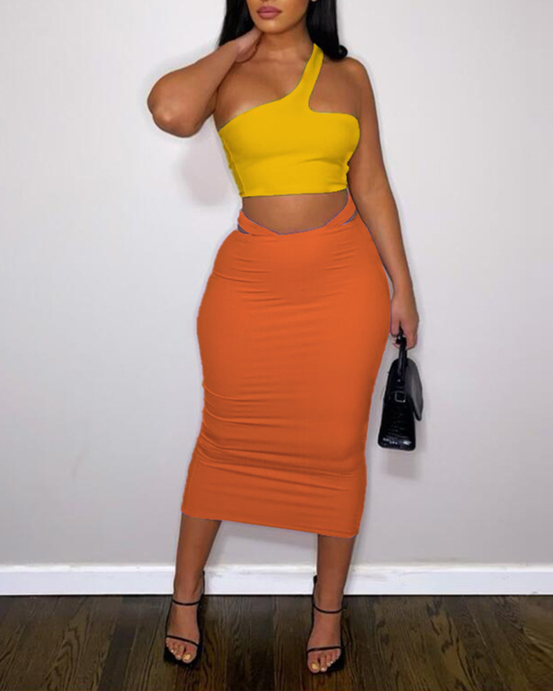 Sleeveless Irregular Hip Skirt Suit