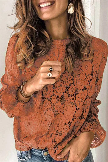 Blusa de encaje calado de manga larga (4 colores)
