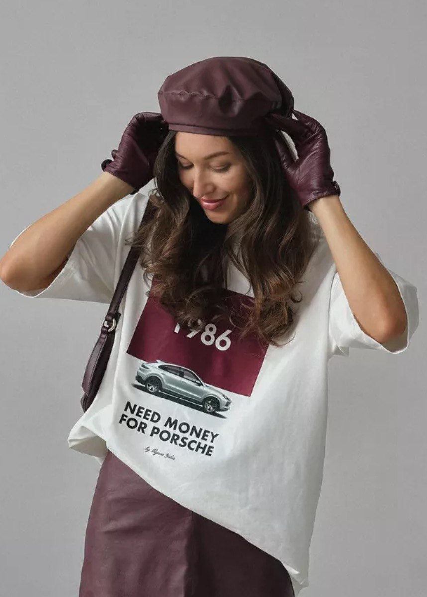 1986 Porsche Graphic Tee – Oversized White T-Shirt for Women