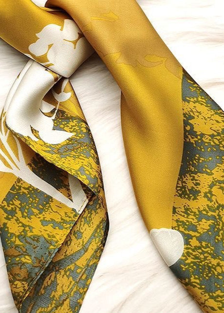 Solene Square Scarf – Floral Satin Accent 70×70cm