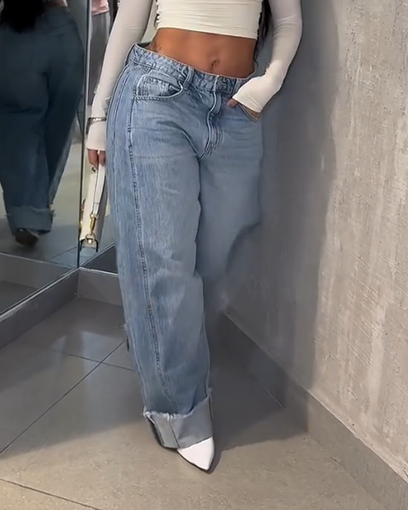 High-Waisted Loose-Fitting Jeans (Pre-Sale)