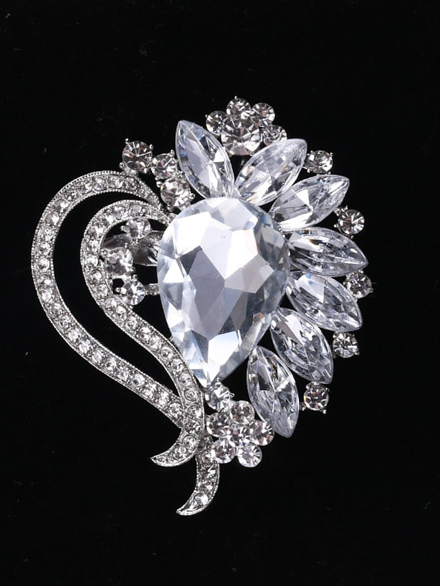 Brooches Chic & Modern Street Flower Brooch / Black / White / Red / Green / Fall for Women